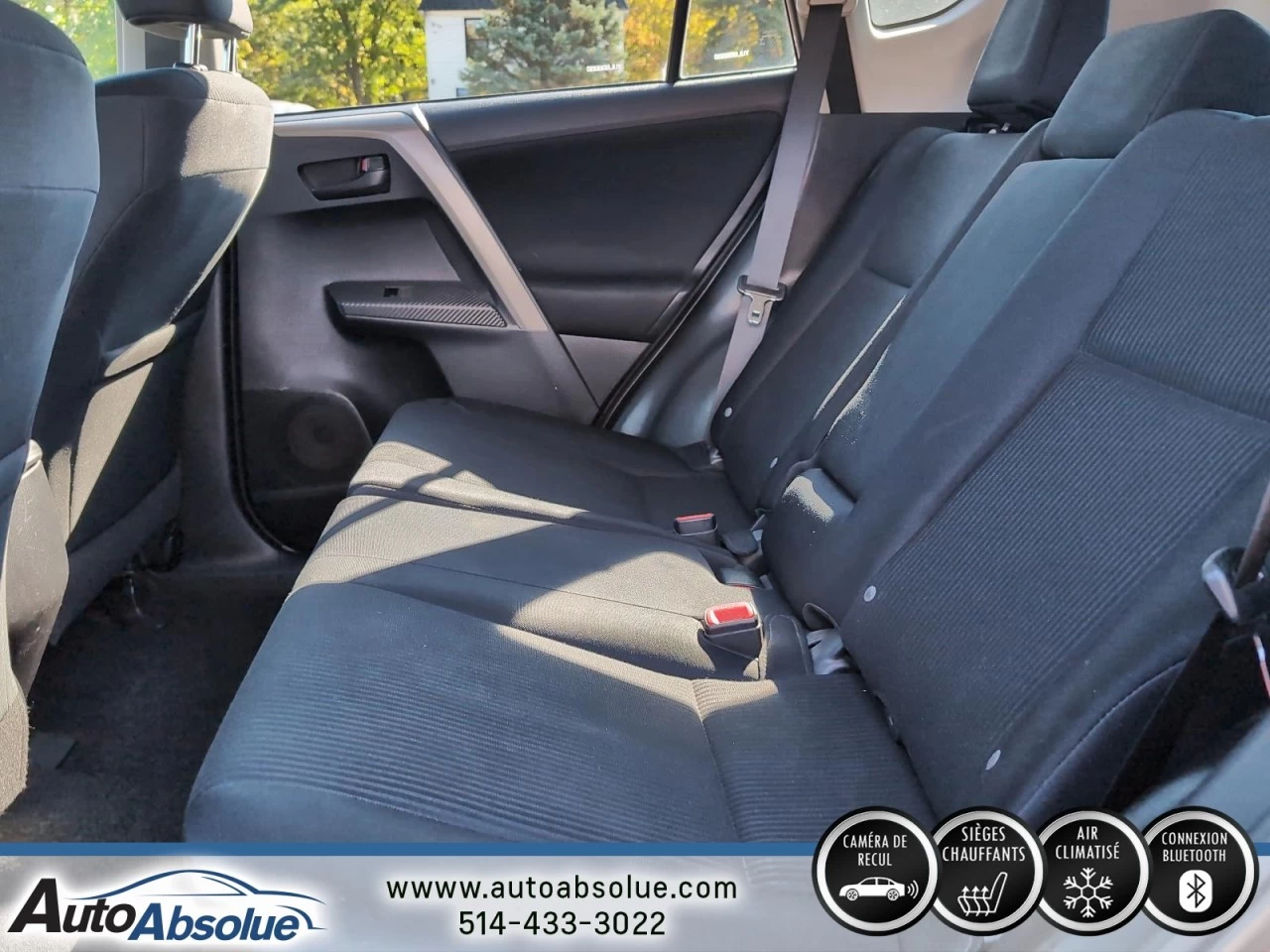 2015 Toyota RAV4 LE Main Image