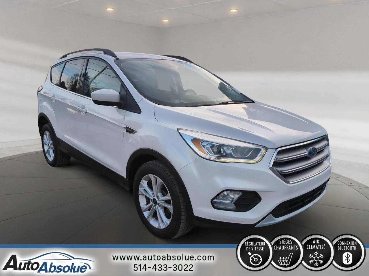 2017 Ford Escape SE Main Image