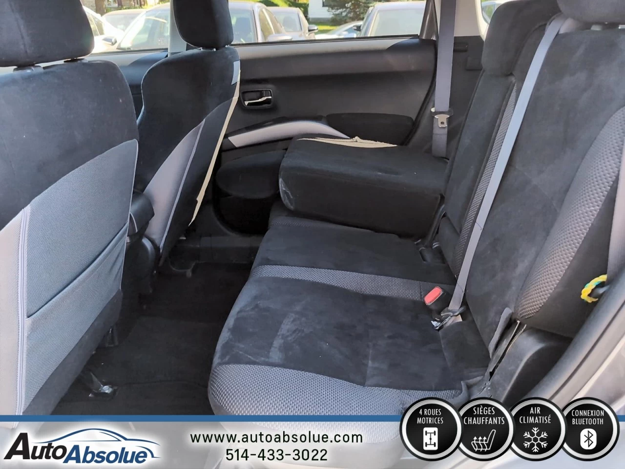 2012 Mitsubishi Outlander ES Main Image