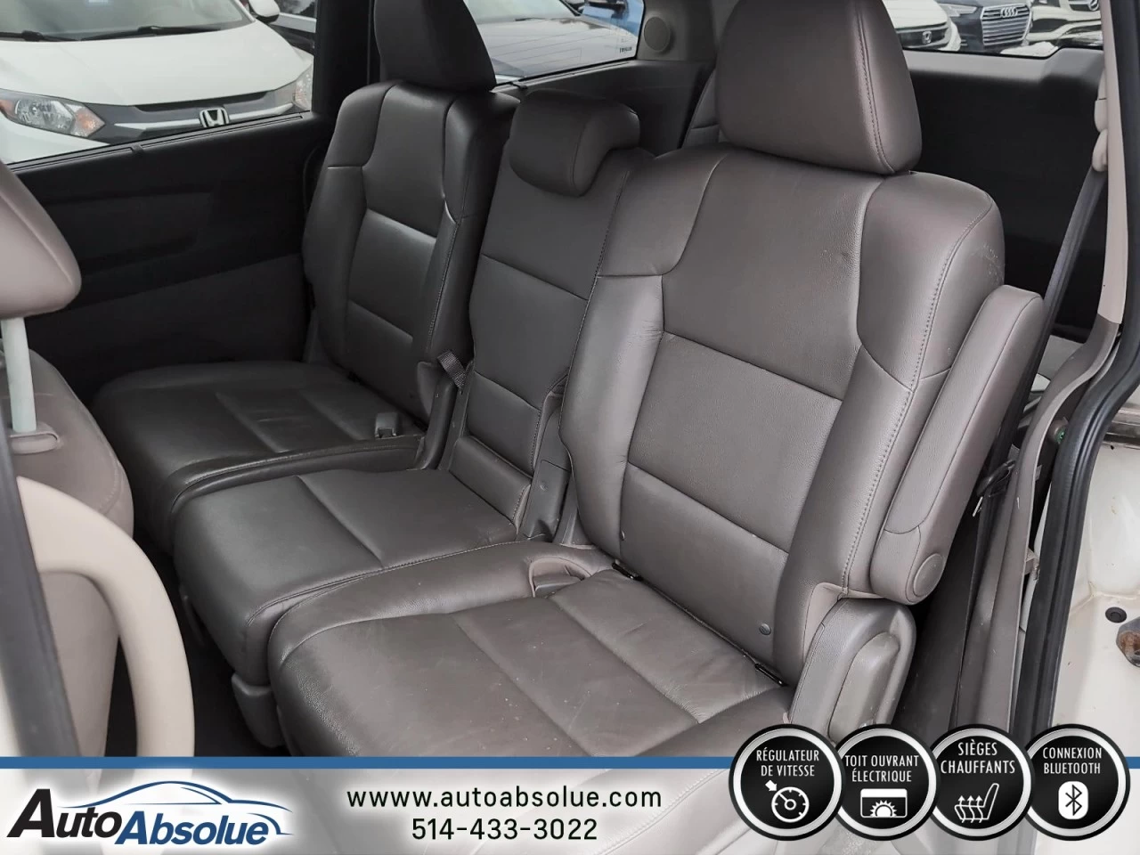 2015 Honda Odyssey Touring w/RES & Navi Main Image