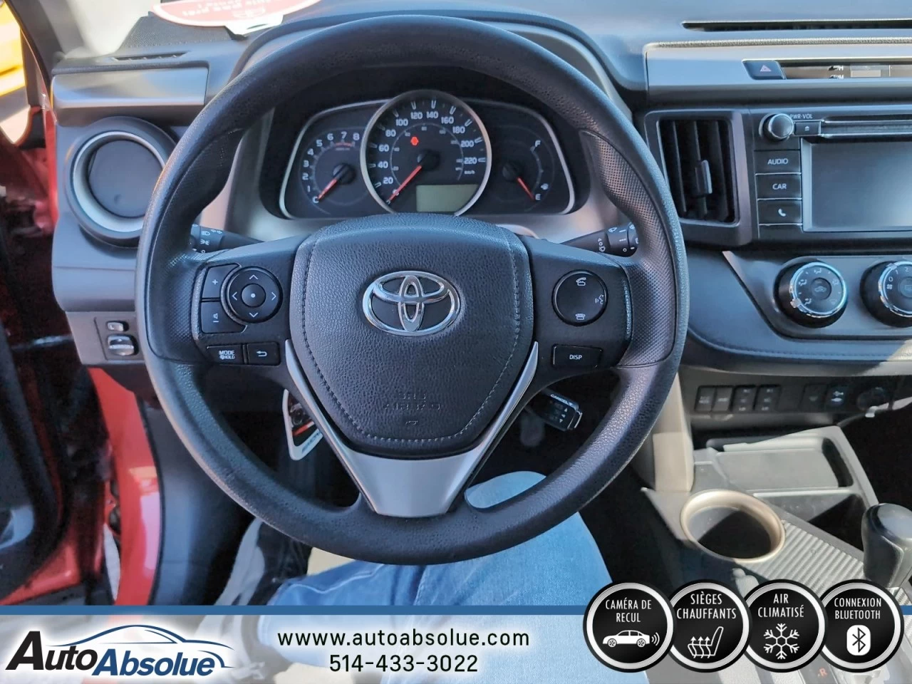 2015 Toyota RAV4 LE Main Image
