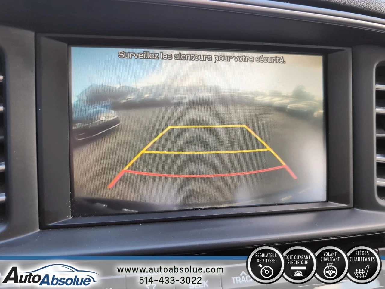 2020 Hyundai Elantra Luxury Main Image