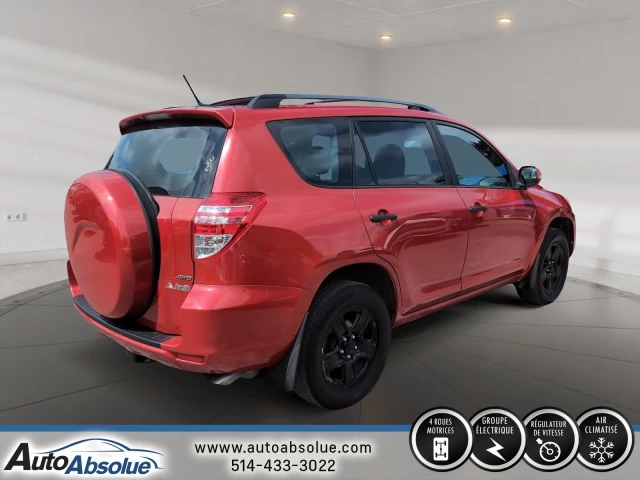 Toyota RAV4 Base 2010