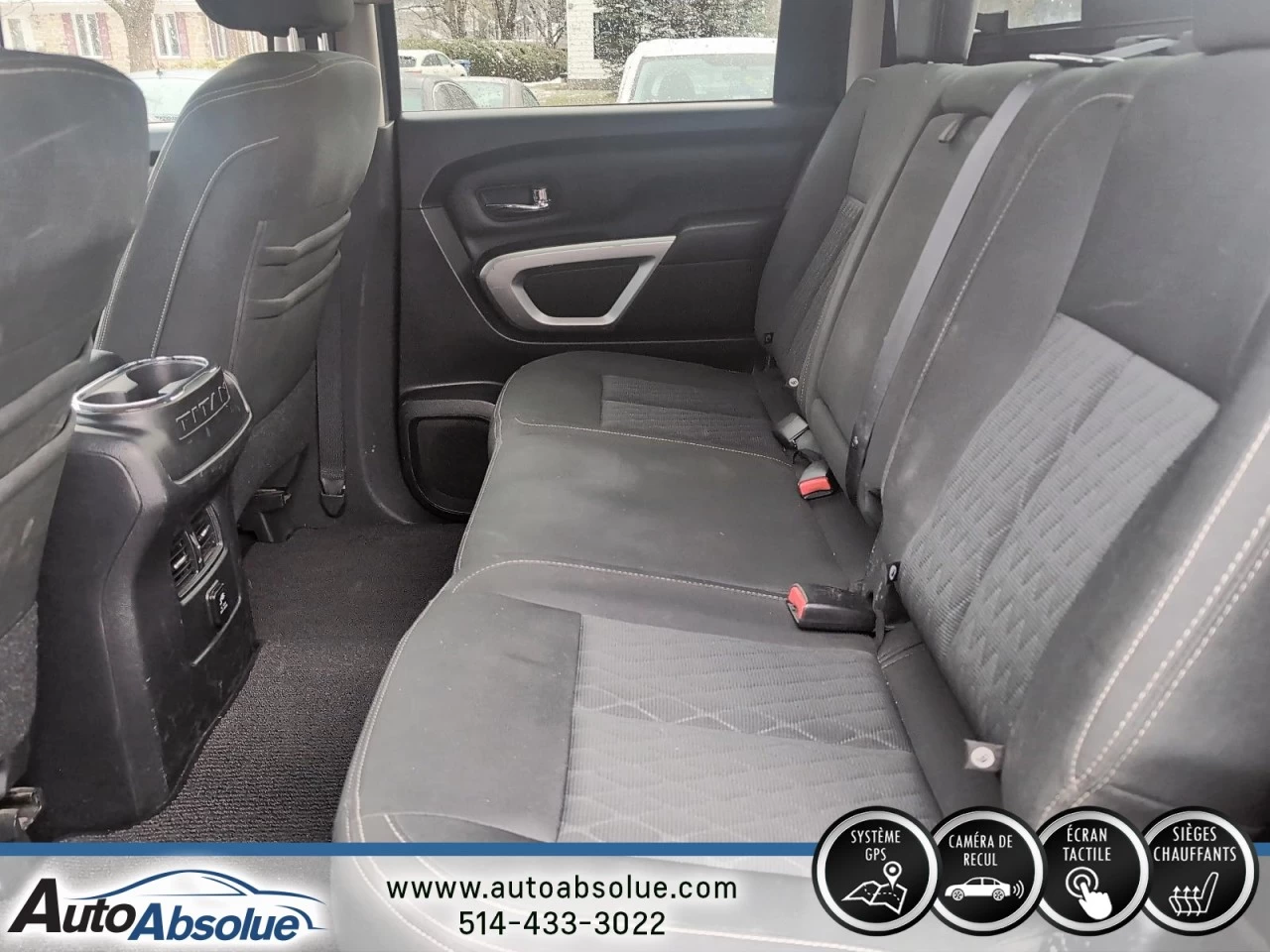 2017 Nissan Titan SV 4x4 Main Image