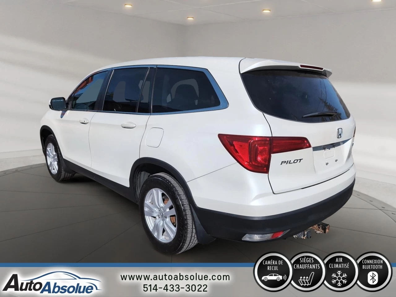 2017 Honda Pilot LX Main Image