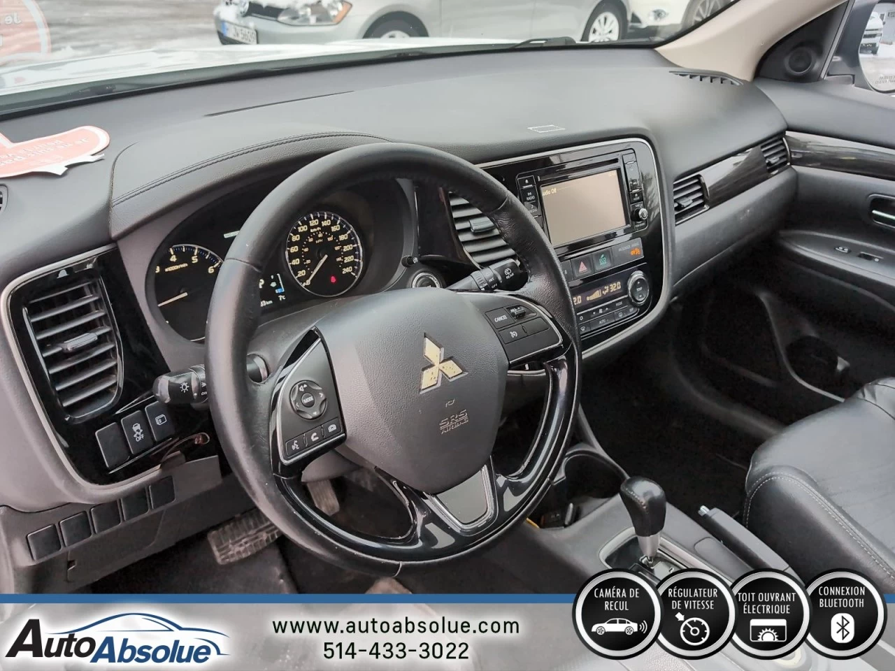 2016 Mitsubishi Outlander ES Main Image