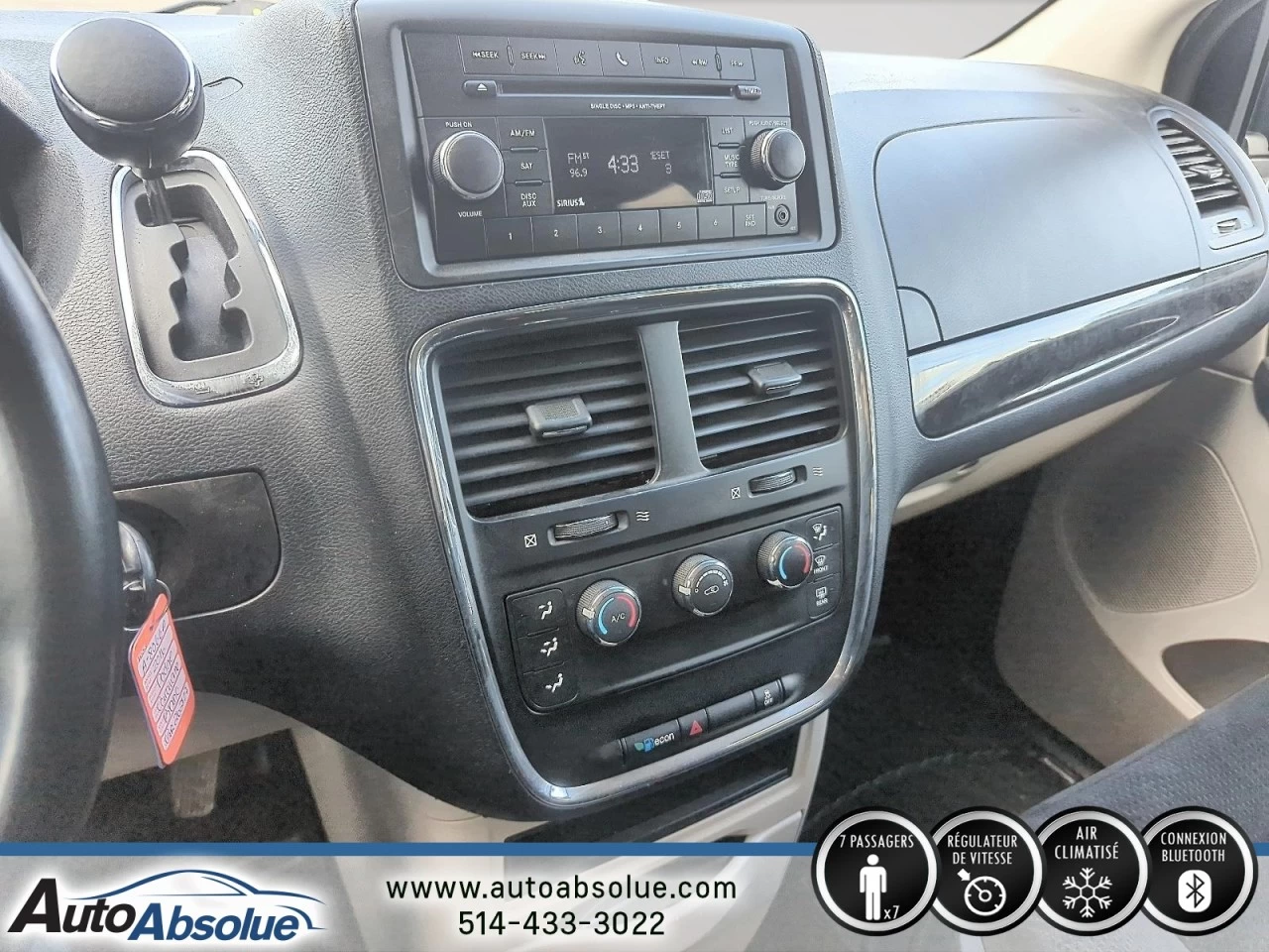 2016 Dodge Grand Caravan SXT Main Image