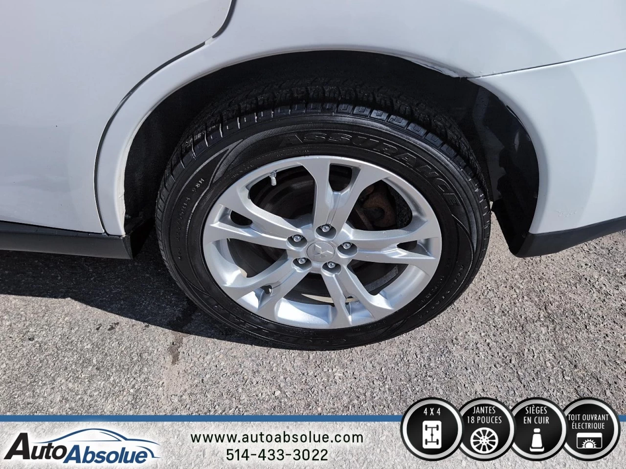 2014 Mitsubishi Outlander ES Main Image