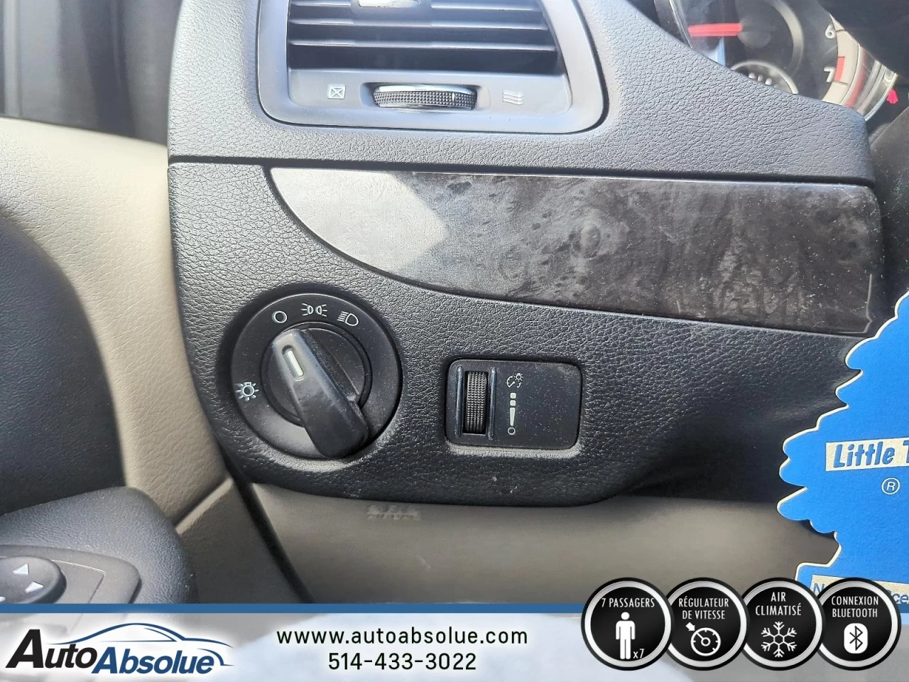 2016 Dodge Grand Caravan SXT Main Image