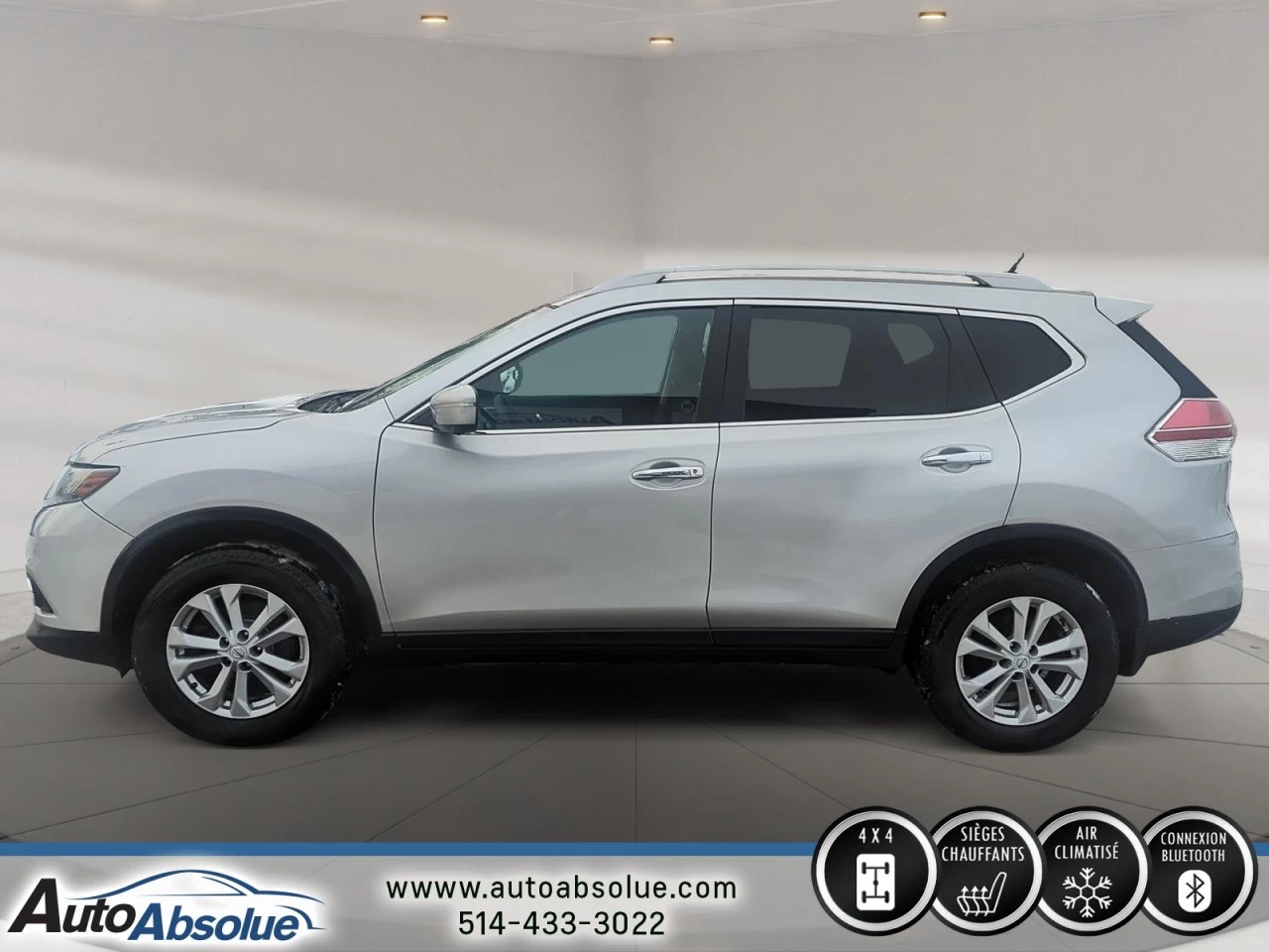 2014 Nissan Rogue SV Main Image