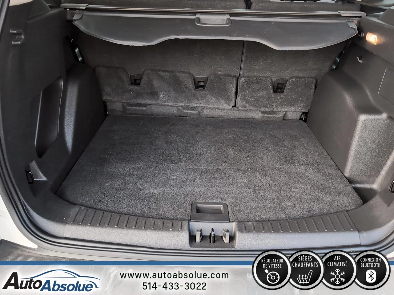 2017 Ford Escape SE Main Image