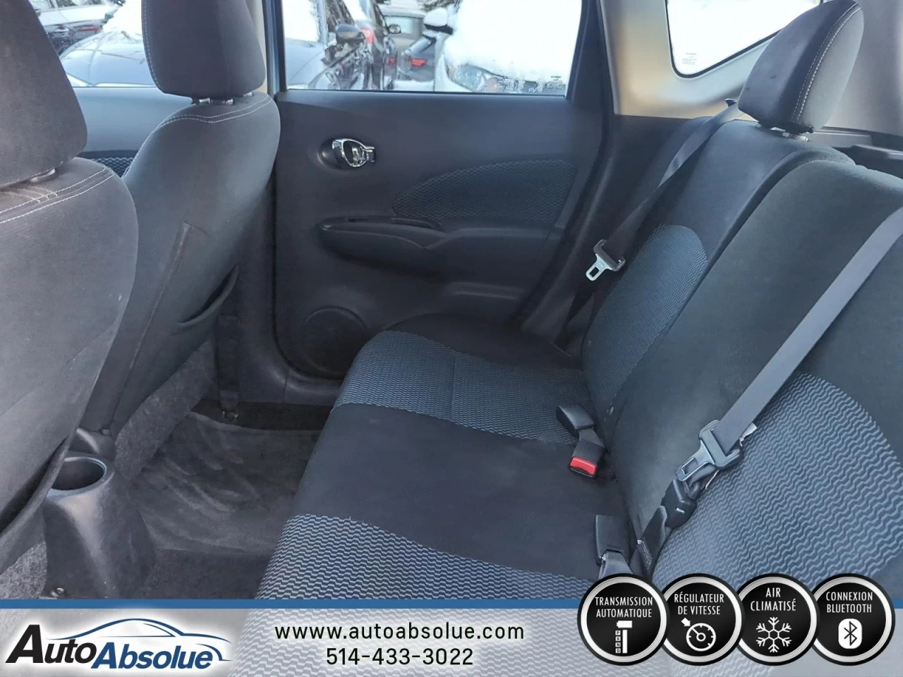 2014 Nissan Versa Note SV Image principale