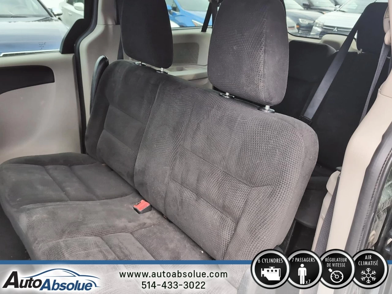 2014 Dodge Grand Caravan SE Main Image