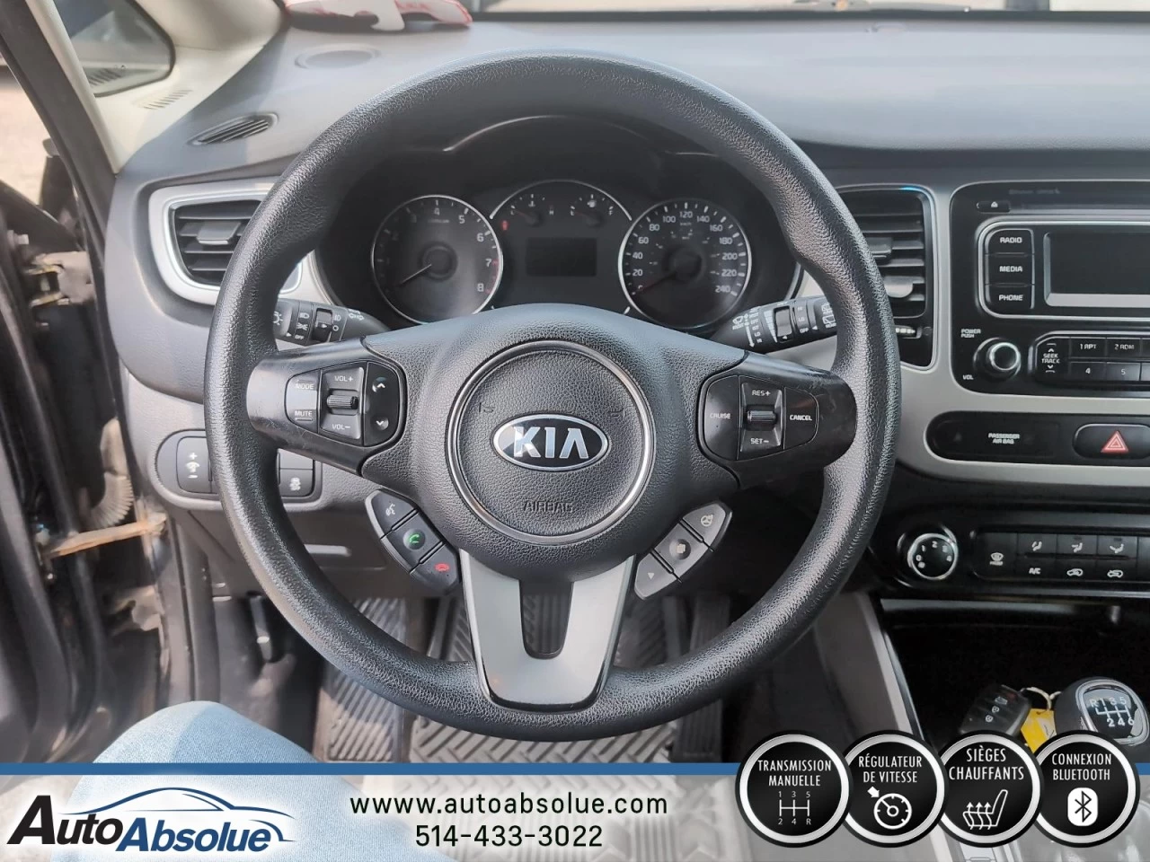 2014 Kia Rondo LX Main Image