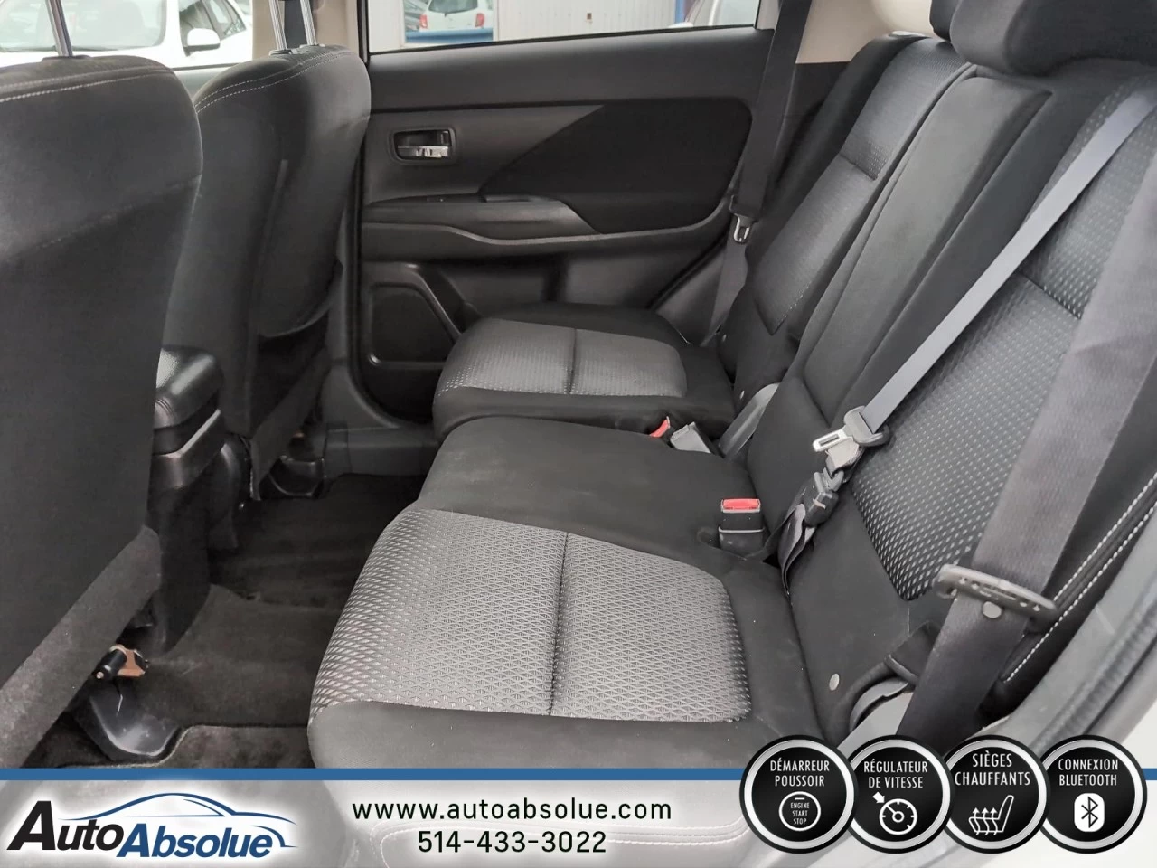 2016 Mitsubishi Outlander SE Main Image