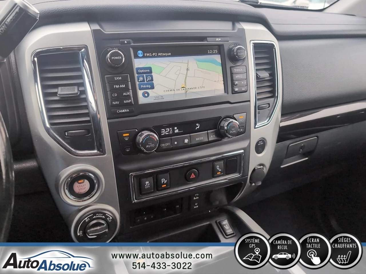 2017 Nissan Titan SV 4x4 Main Image