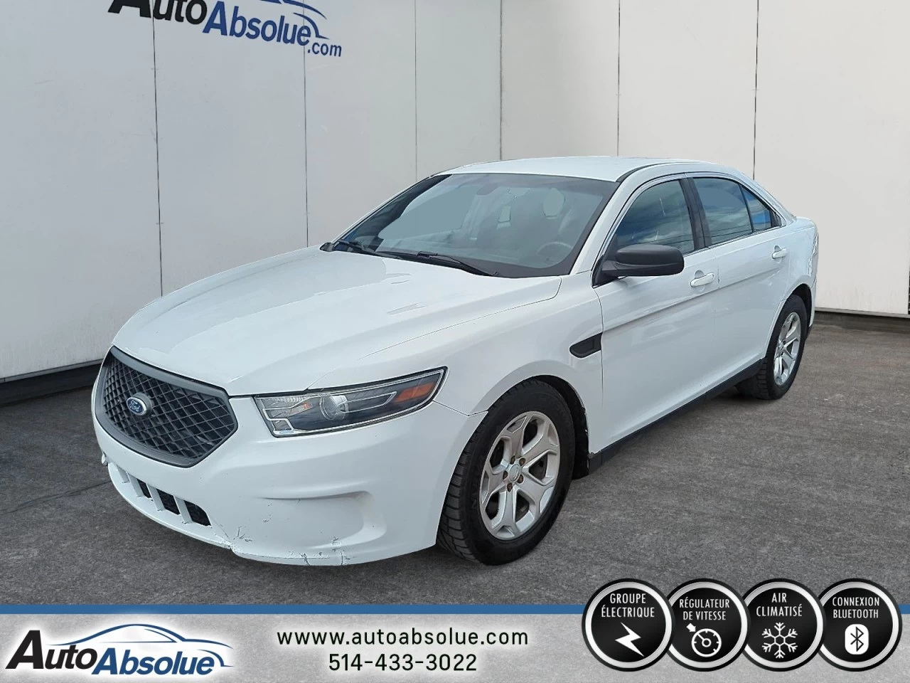 2015 Ford Taurus 4dr Sdn AWD Main Image