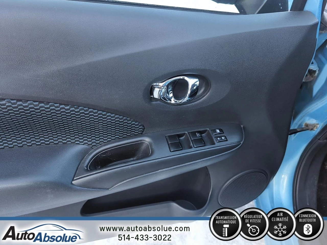 2014 Nissan Versa Note SV Image principale