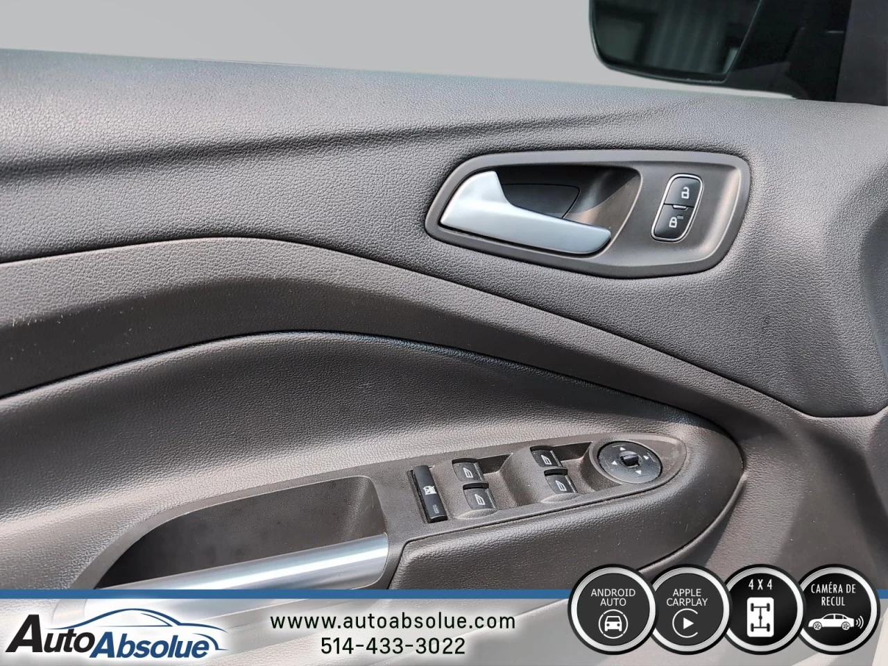 2018 Ford Escape SE Image principale