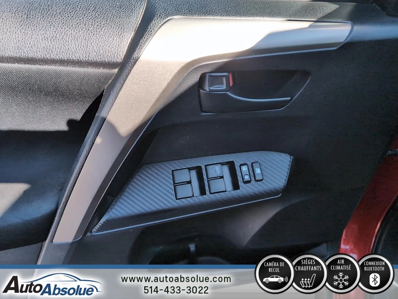 2015 Toyota RAV4 LE Main Image