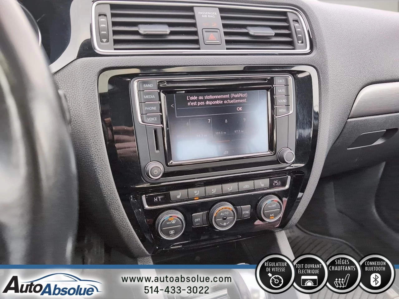 2016 Volkswagen Jetta Highline Main Image