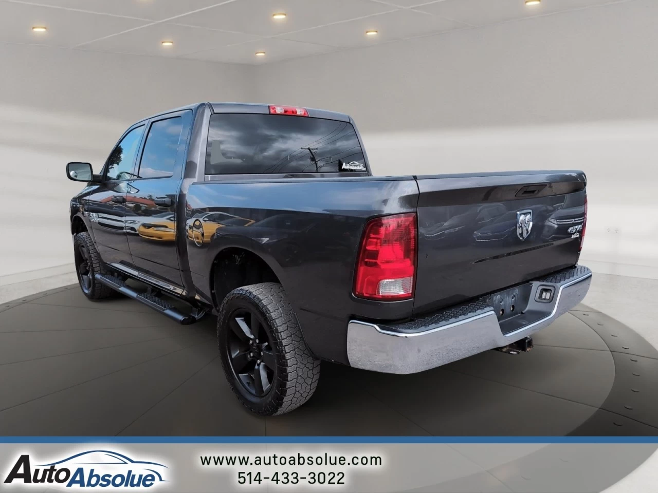 2016 Ram 1500 ST Main Image