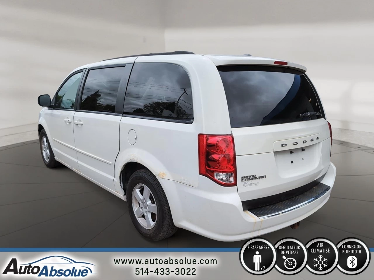 2012 Dodge Grand Caravan SXT Main Image