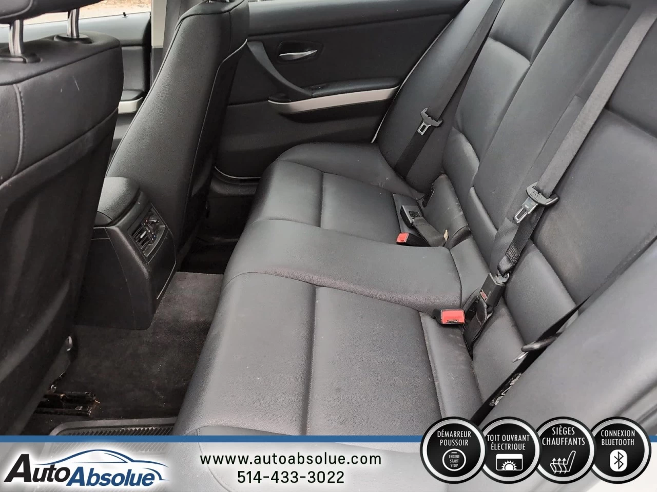 2011 BMW 323i 323i Main Image