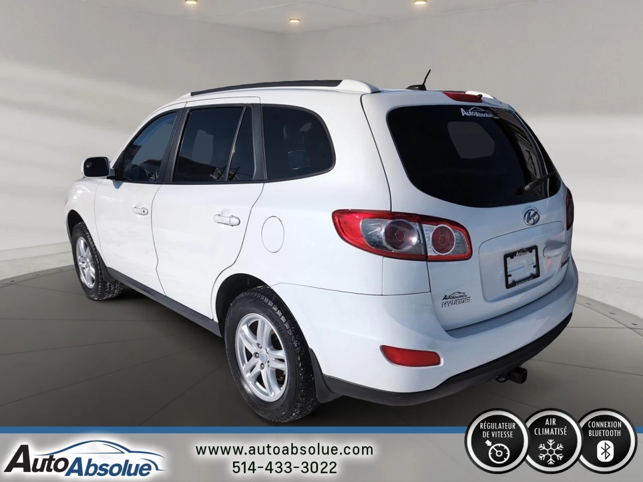 2010 Hyundai Santa Fe GL Main Image