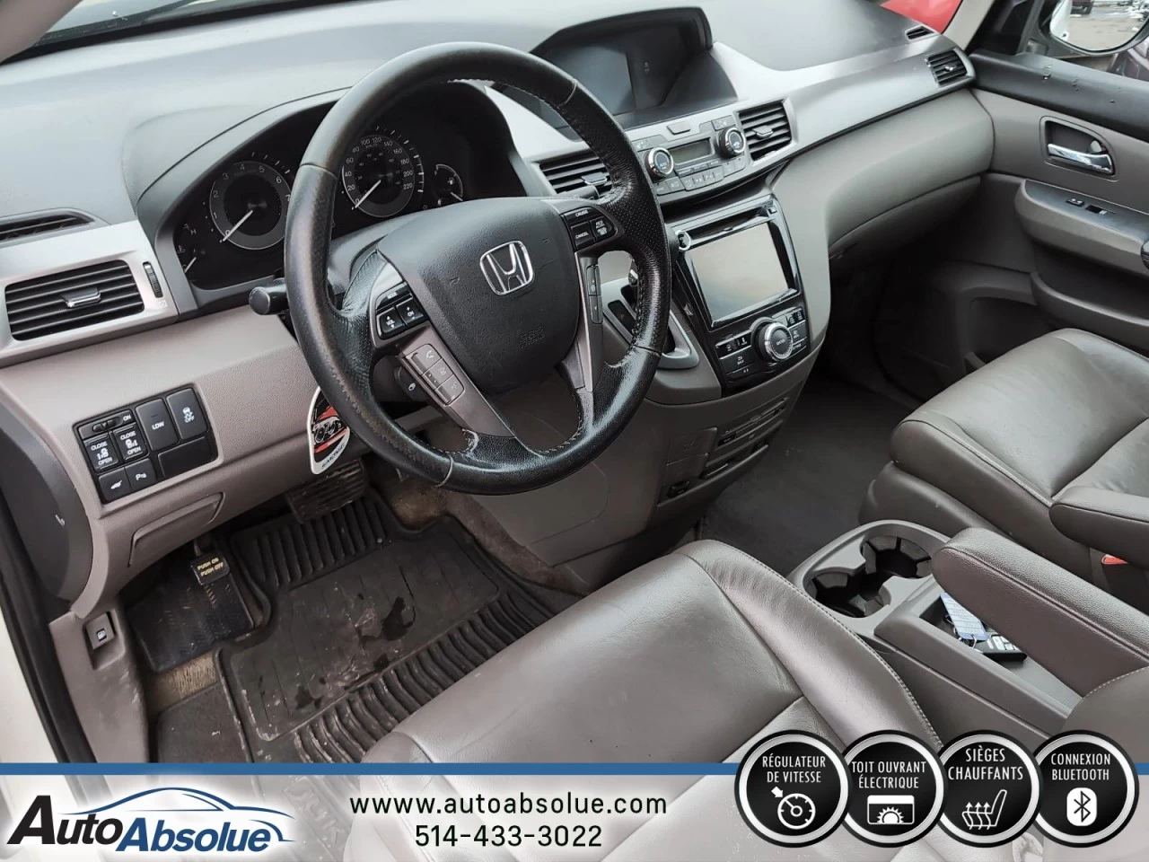 2015 Honda Odyssey Touring w/RES & Navi Main Image