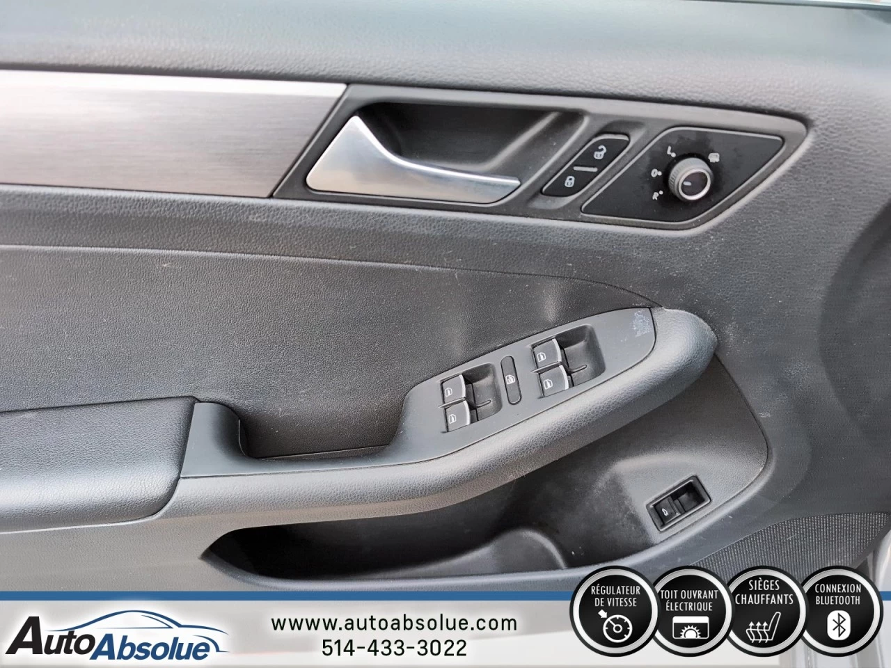 2016 Volkswagen Jetta Highline Main Image