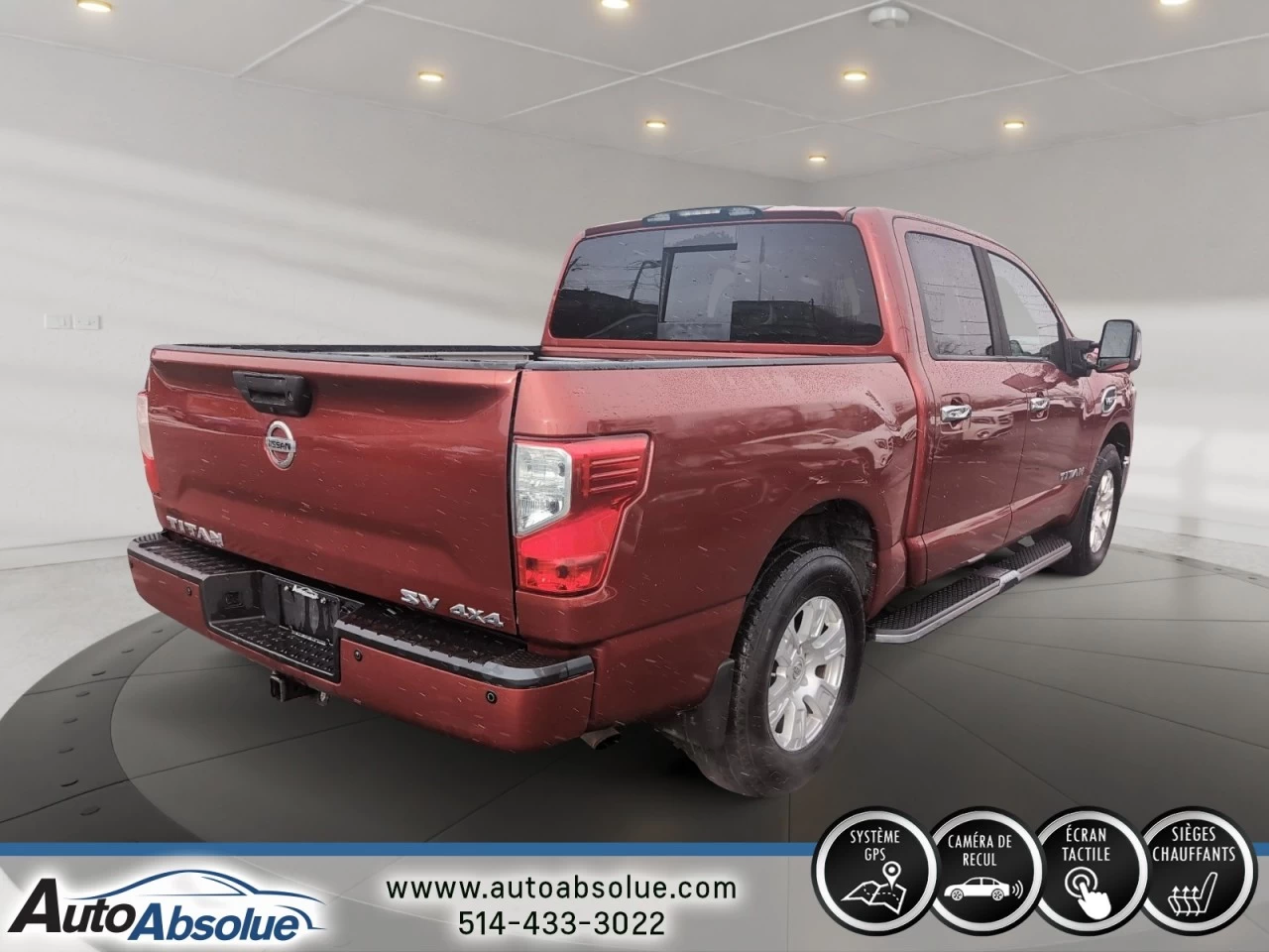 2017 Nissan Titan SV 4x4 Main Image