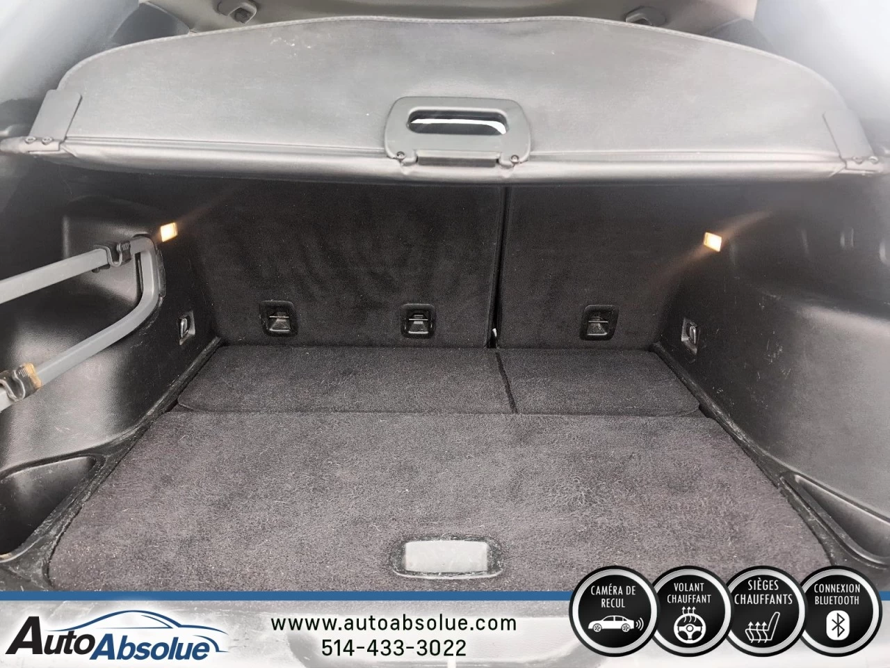 2016 Jeep Cherokee Altitude Main Image