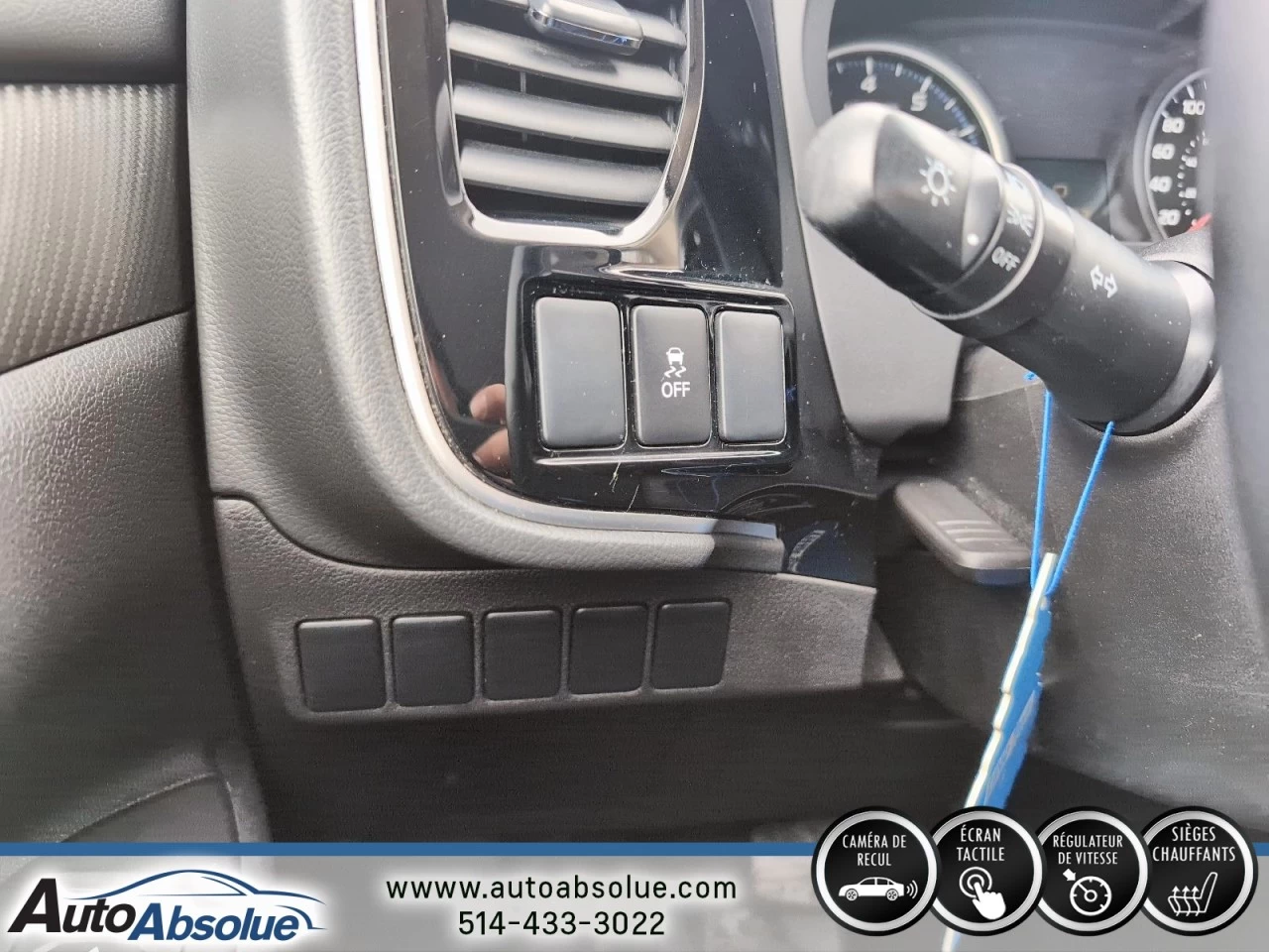 2017 Mitsubishi Outlander ES Main Image