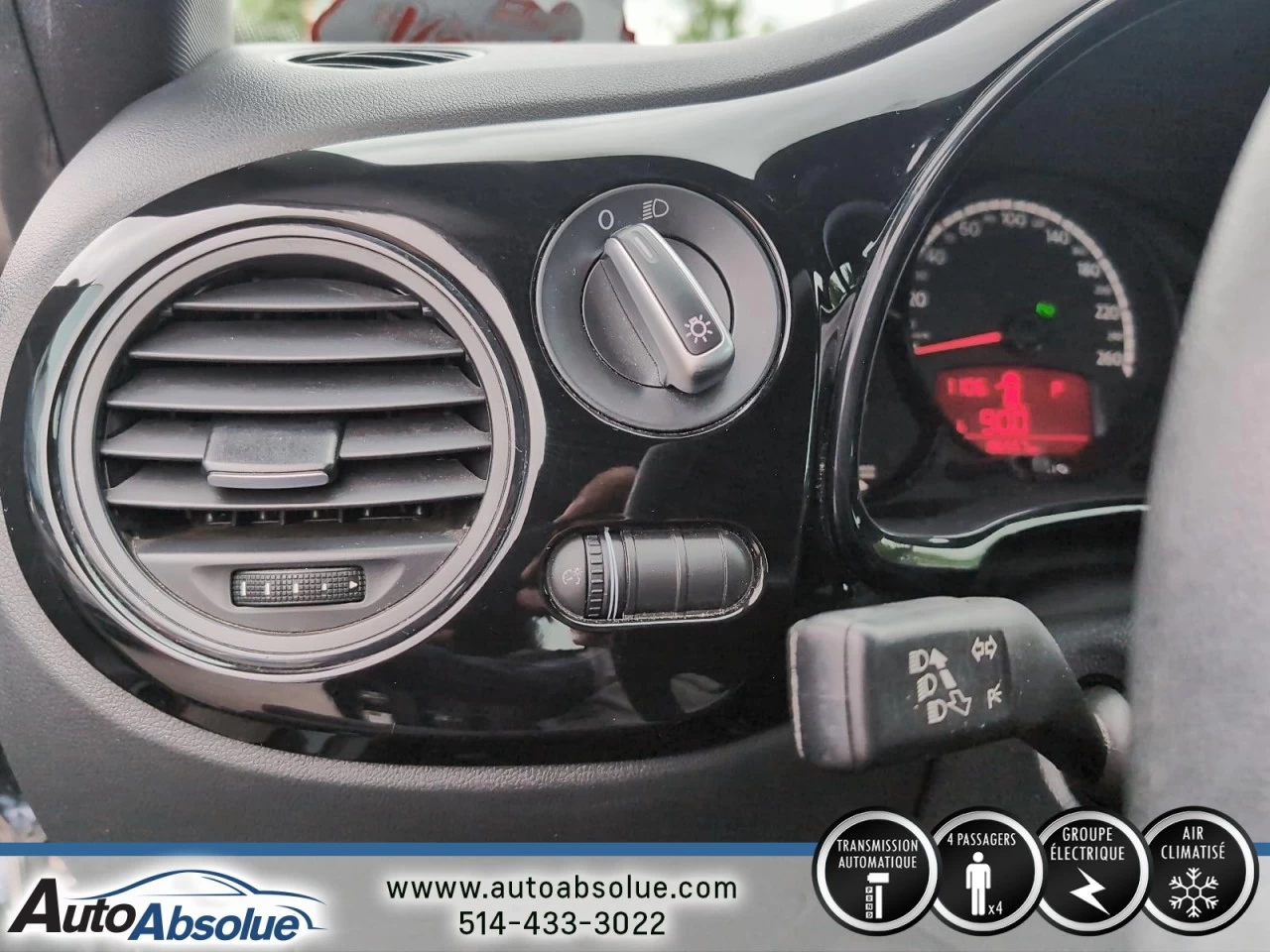 2015 Volkswagen Beetle Trendline Main Image