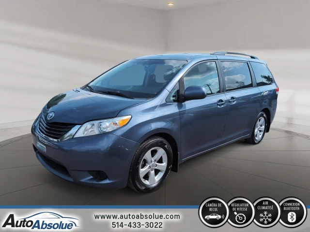 Toyota Sienna LE 2013