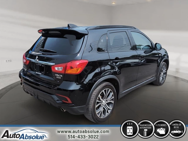 Mitsubishi RVR SE LTD 2018