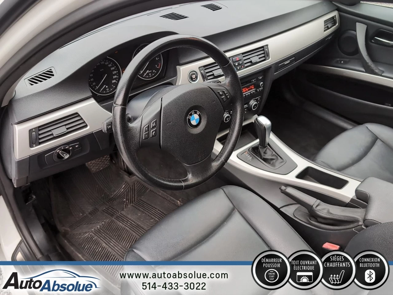 2011 BMW 323i 323i Main Image