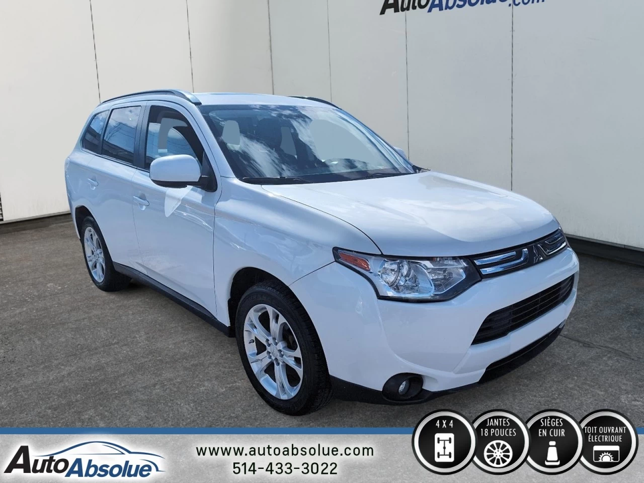 2014 Mitsubishi Outlander ES Main Image