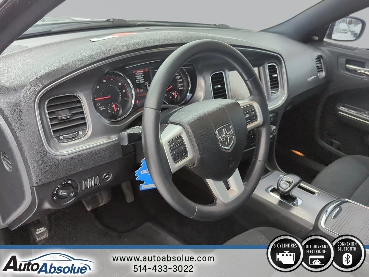 2013 Dodge Charger SXT Main Image