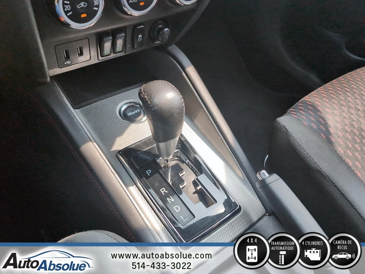2018 Mitsubishi RVR SE LTD Main Image