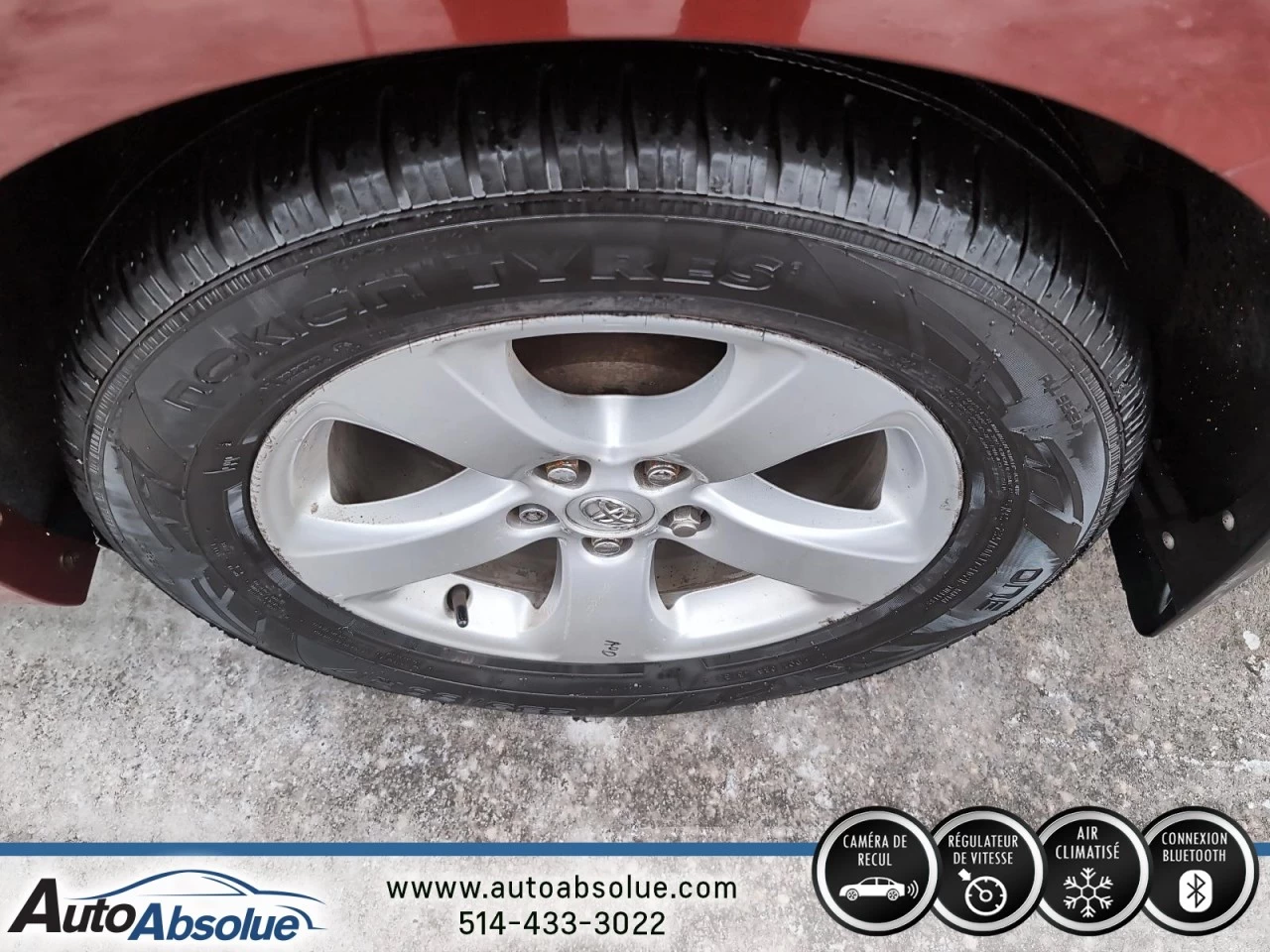 2014 Toyota Sienna LE Main Image