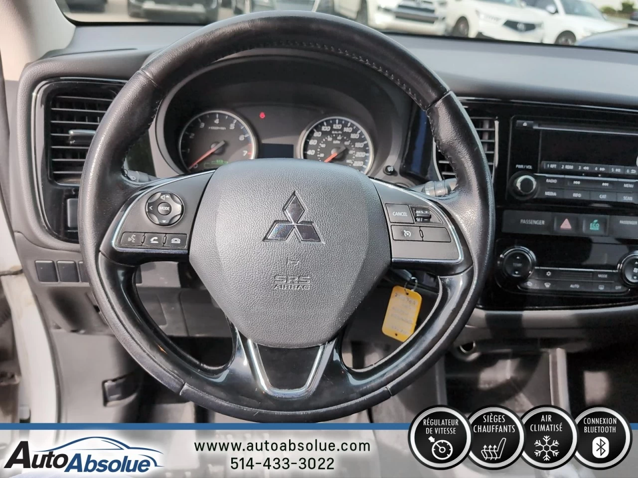 2016 Mitsubishi Outlander ES Main Image