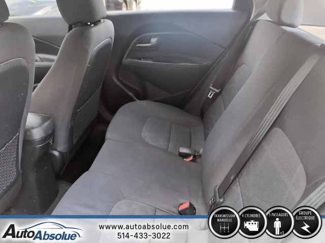 Kia Rio LX 2013