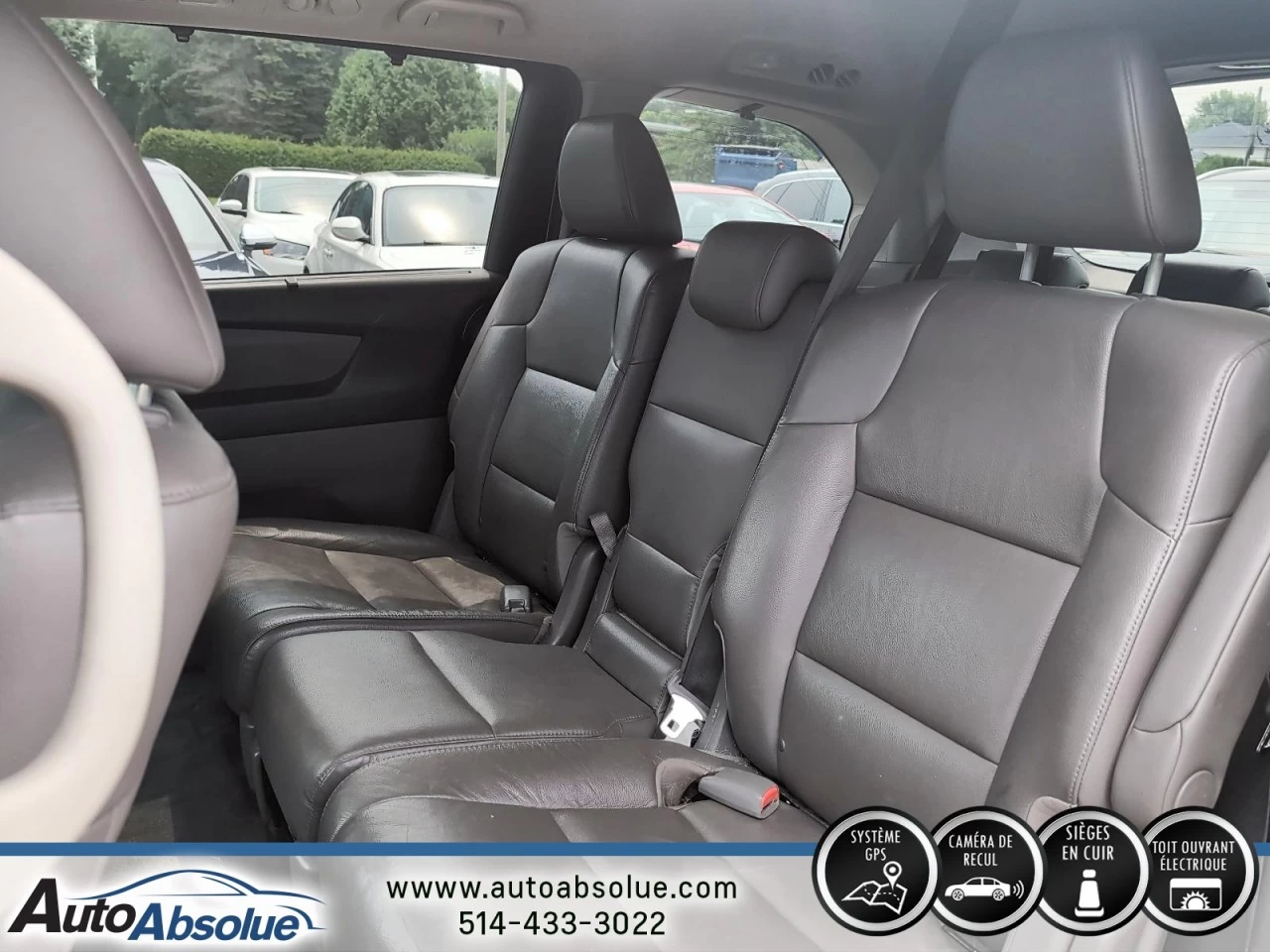 2015 Honda Odyssey Touring w/RES & Navi Image principale