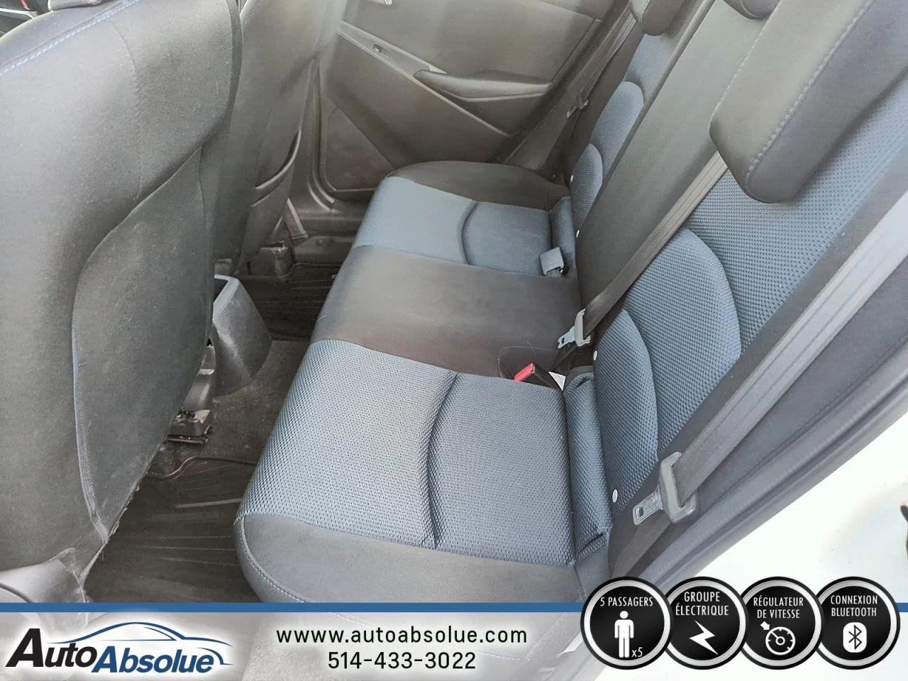 2016 Toyota Yaris 4dr Sdn Main Image