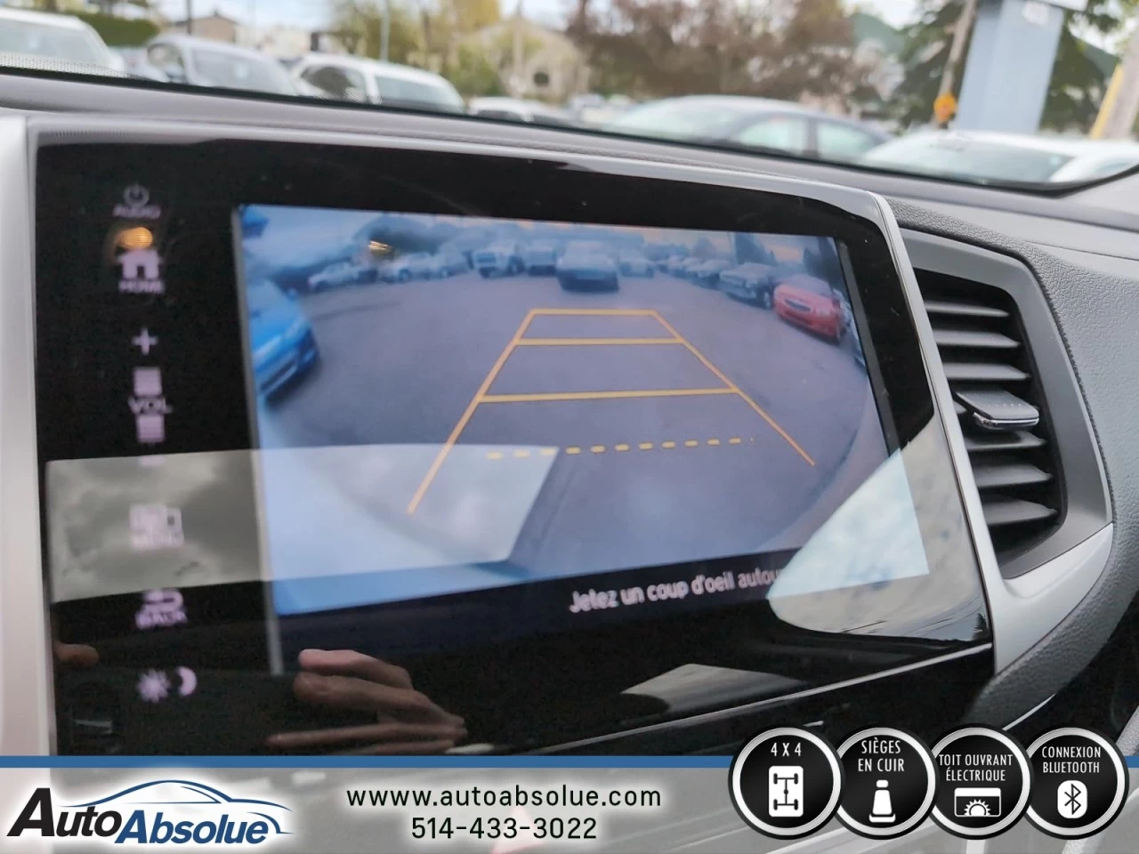 2018 Honda Ridgeline Touring Main Image