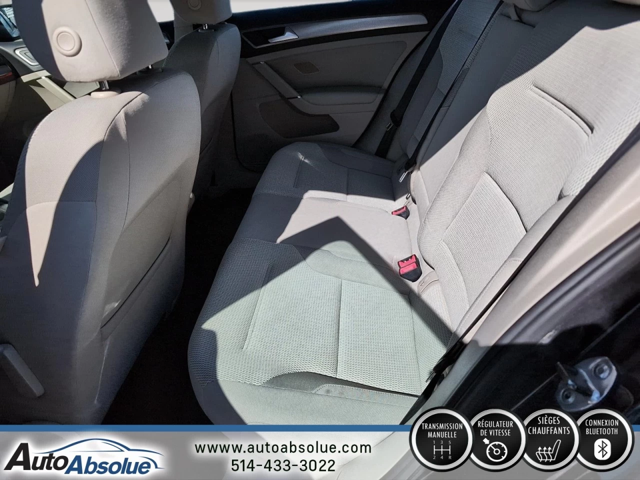 2015 Volkswagen Golf Trendline Main Image