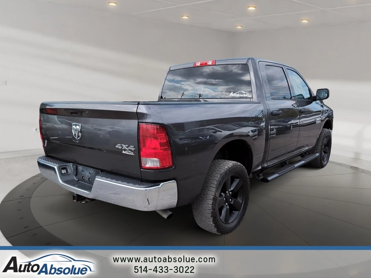 2016 Ram 1500 ST Main Image