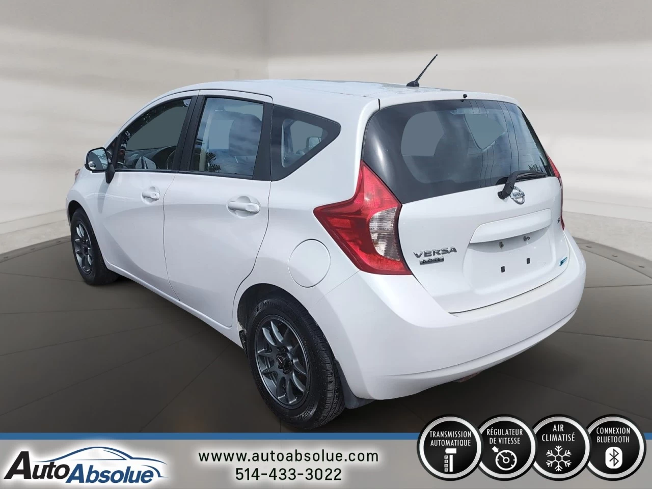2014 Nissan Versa Note SV Main Image
